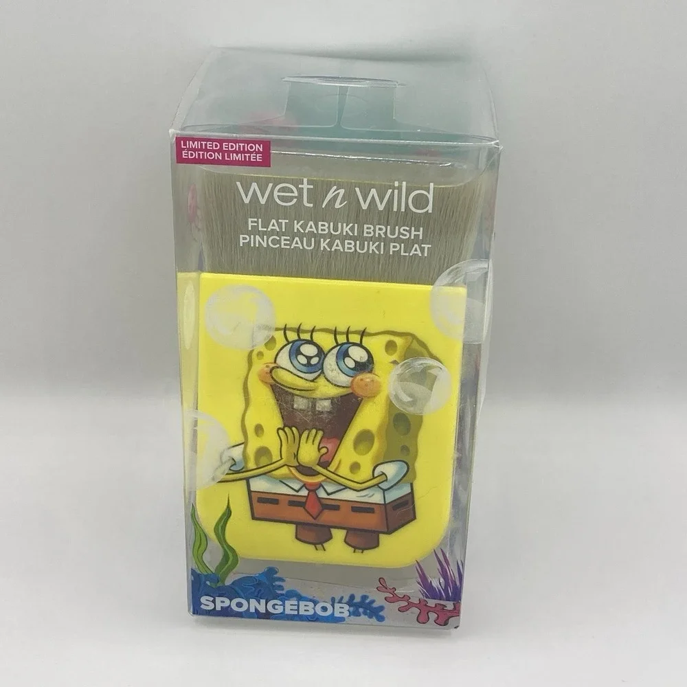 Wet n Wild Makeup X SpongeBob Flat Kabuki Brush Limited Edition